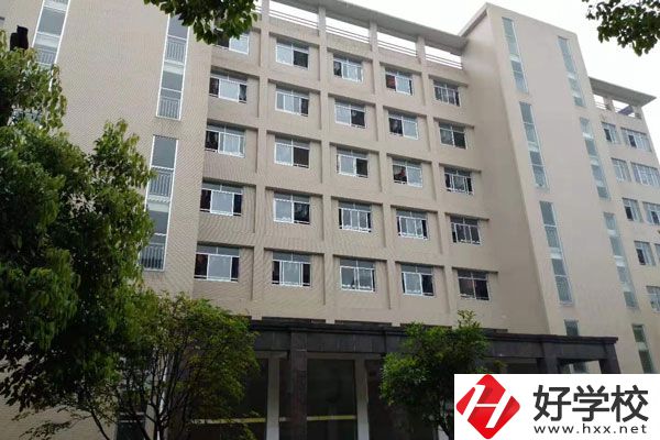 安鄉(xiāng)縣職業(yè)中專師資力量如何？就業(yè)前景好嗎？