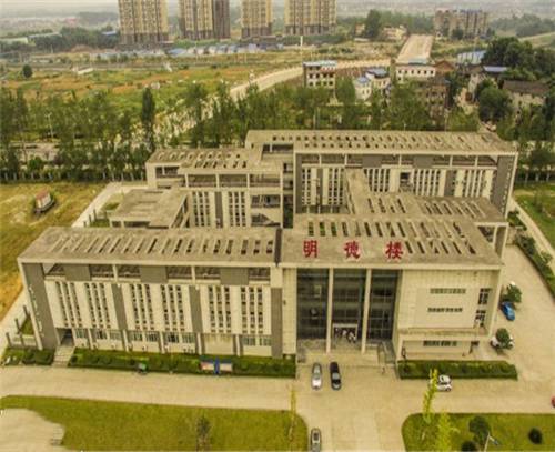 南充職業(yè)技術(shù)學(xué)校在什么地方呢？