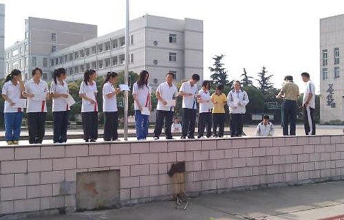 杭州市絲綢職工中等專業(yè)學校