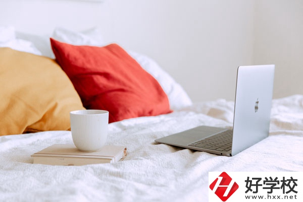 懷化啟航衛(wèi)生學(xué)校護(hù)理專業(yè)好不好？學(xué)費(fèi)貴嗎？
