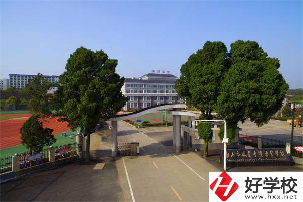湘潭中考300-400分能讀哪些公立學(xué)校？讀職校有什么前景？