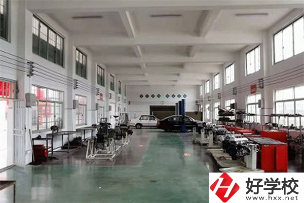 婁底市最好的公辦中專是哪所？有什么辦學(xué)特色？