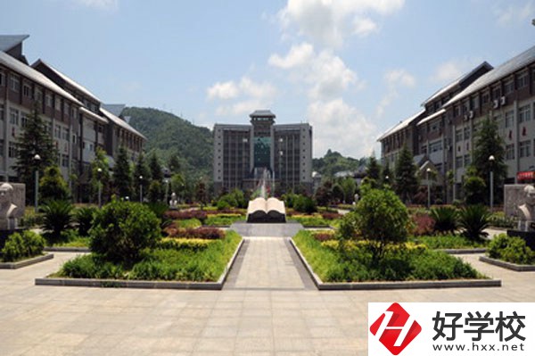 湘西州經(jīng)濟(jì)貿(mào)易學(xué)校好嗎？有什么辦學(xué)特色？