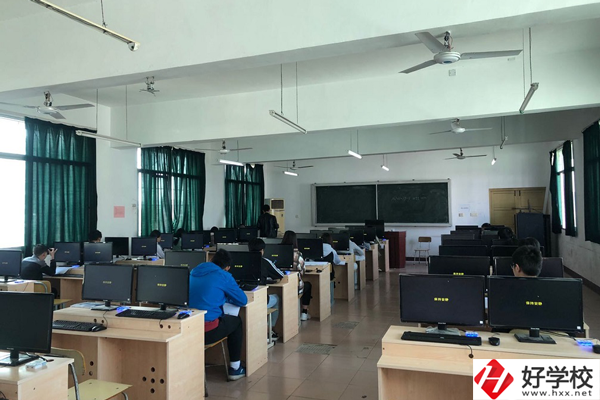 株洲鐵路機電職業(yè)技術學校值得選嗎？