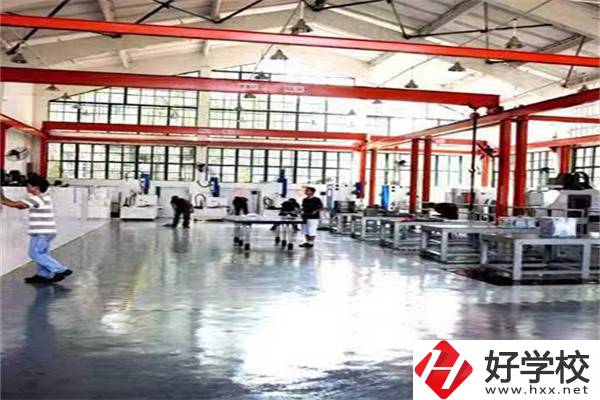 益陽(yáng)最好的民辦技校是哪所？技校讀了有用嗎？