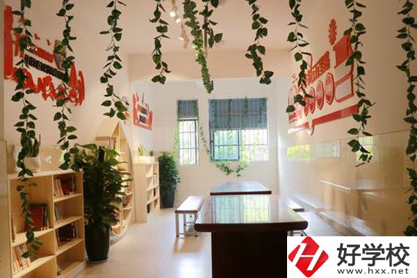 長(zhǎng)沙汽車工業(yè)學(xué)校都有哪些熱門專業(yè)？