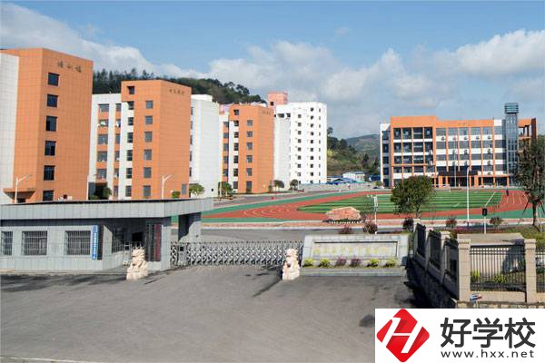 湘西鳳凰縣職業(yè)中專學(xué)校怎么樣？有哪些專業(yè)？