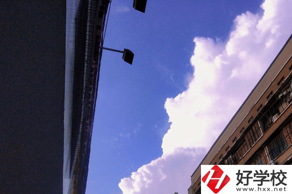 岳陽縣職業(yè)中專學(xué)校怎么樣？好不好就業(yè)？