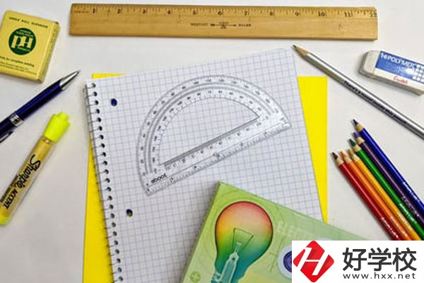 懷化市新華職業(yè)學(xué)校怎么怎么樣？宿舍好不好？