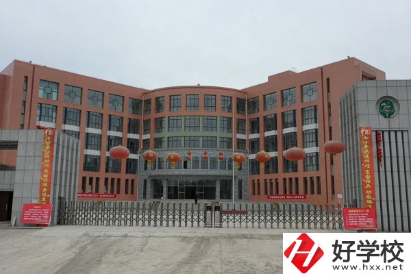 湘西的公辦職高有哪些？免學(xué)費(fèi)嗎？