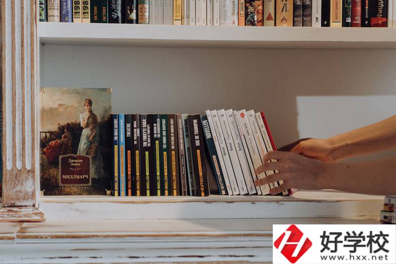懷化萬昌中等專業(yè)學(xué)校有哪些專業(yè)？如何選擇？