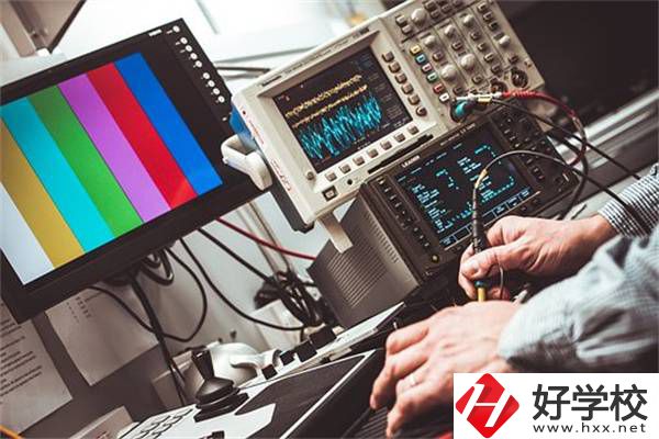 衡陽技校學(xué)什么專業(yè)比較好？學(xué)哪些專業(yè)最吃香?