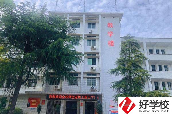 株洲鐵路機(jī)電職業(yè)技術(shù)學(xué)校的辦學(xué)特色有哪些？
