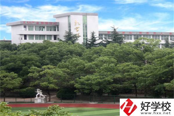 中鐵十二局有限公司技工學校怎么樣？