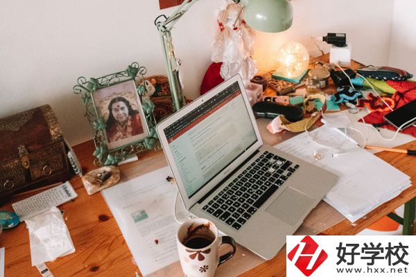 宜章縣中等職業(yè)技術(shù)學(xué)校好不好？讀了有出息嗎？