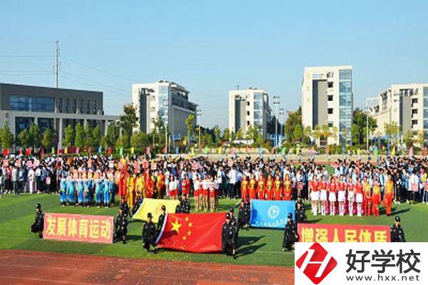 株洲市商業(yè)中專學(xué)校怎么樣？有什么報名條件？