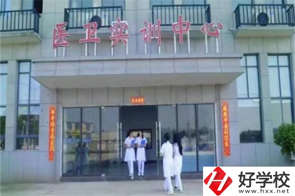 長(zhǎng)沙經(jīng)貿(mào)職業(yè)中專(zhuān)實(shí)訓(xùn)樓