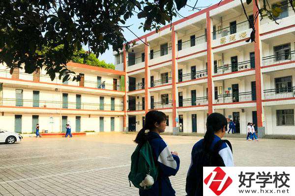 長沙市有哪些中專學(xué)校？它們學(xué)費貴不貴？