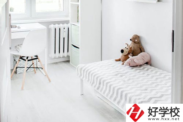 郴州科龍職業(yè)技術(shù)學(xué)校宿舍怎么樣？環(huán)境好不好？