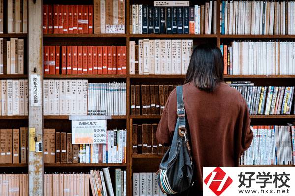 南岳區(qū)職業(yè)中等專業(yè)學校環(huán)境好不好，宿舍怎么樣？