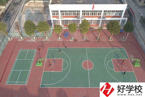 湖南有哪些比較好的公辦職高？學(xué)費(fèi)是多少？