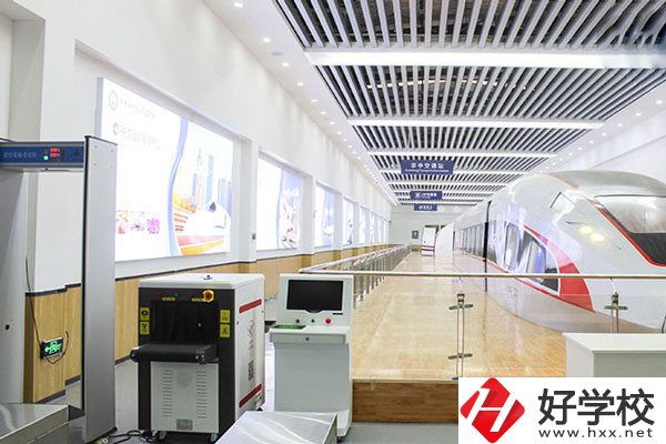 湖南華中交通技工學(xué)校有什么特色專業(yè)？