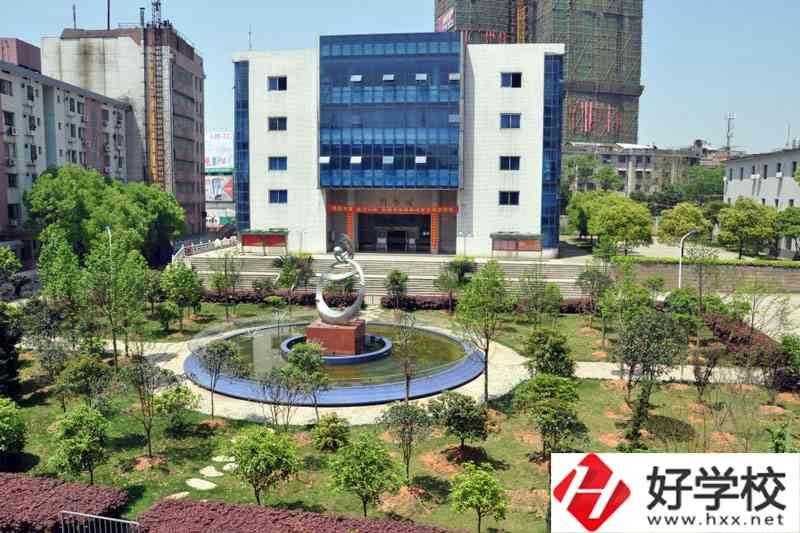 湖南省耒陽師范學(xué)校有哪些專業(yè)？就業(yè)前景怎么樣？