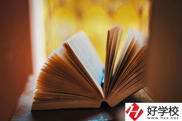 祁東縣職業(yè)中等專業(yè)學(xué)校環(huán)境好不好？宿舍怎么樣？