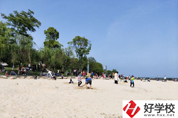 婁底有哪些公辦中職學(xué)校？10所婁底公辦中職學(xué)校簡(jiǎn)介