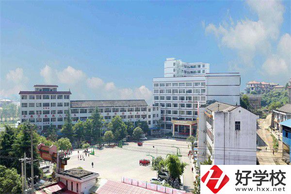 婁底民辦中職學(xué)校怎么樣？民辦中職值得就讀嗎？