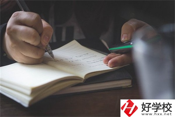 湖南職校讀3+2好還是五年一貫制好？