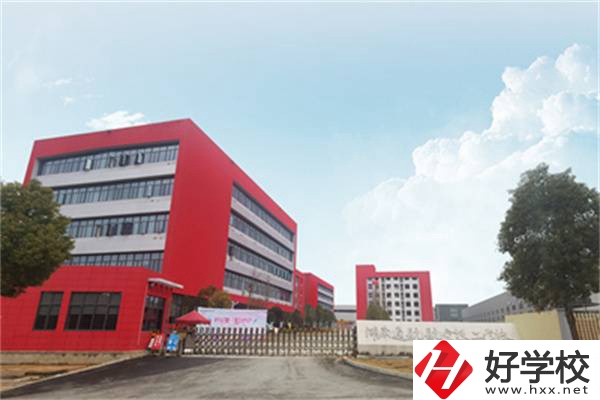 長沙有學(xué)費不貴的民辦技校嗎？可以參加對口高考嗎？