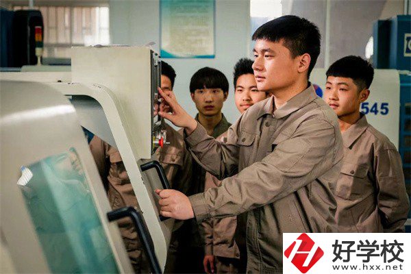 懷化重點職高有哪些？職高有什么優(yōu)點？