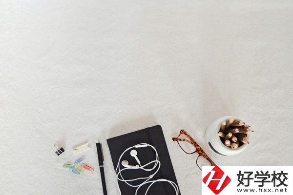 湖南省道縣師范學(xué)校好不好？什么專業(yè)女生最多？