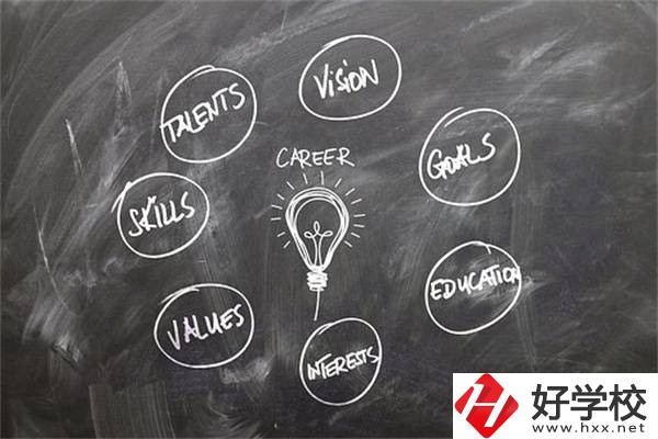 在湖南上職高好還是上技校好？有什么區(qū)別？