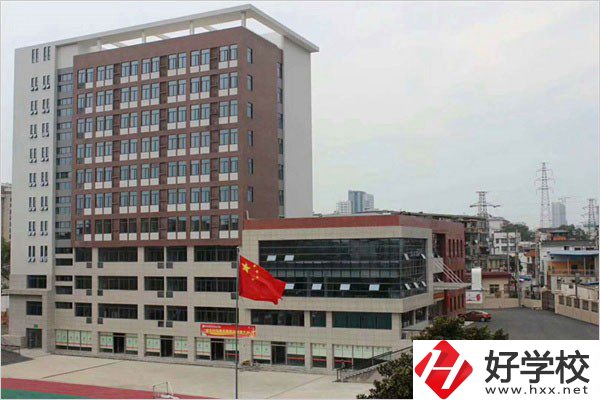 在湘潭，有哪些技校是公辦的？