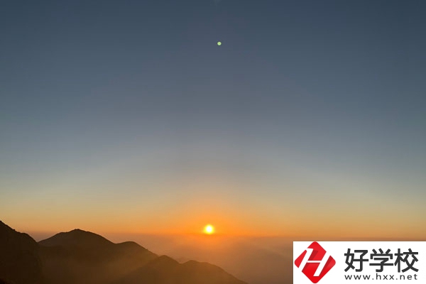 醴陵市陶瓷煙花職業(yè)技術學校怎么樣？師資力量如何？