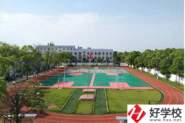 岳陽市建設科技職業(yè)技術學校操場