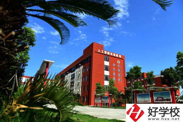 華容縣職業(yè)中專好不好？有什么推薦專業(yè)？