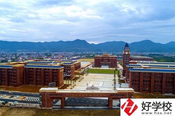 常德汽車中職有哪些推薦？有什么辦學(xué)優(yōu)勢？