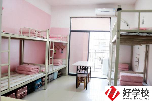長沙環(huán)境好的民辦中專有哪些？