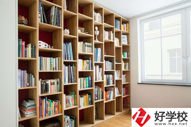 懷化鐵路職業(yè)中專學(xué)校怎么樣？地址多少？