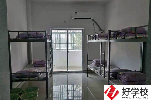 邵陽(yáng)二紡機(jī)技工學(xué)校屬于大專嗎？有哪些招生專業(yè)？