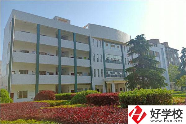 常德技校怎么樣？就讀技?？梢陨龑W(xué)嗎？