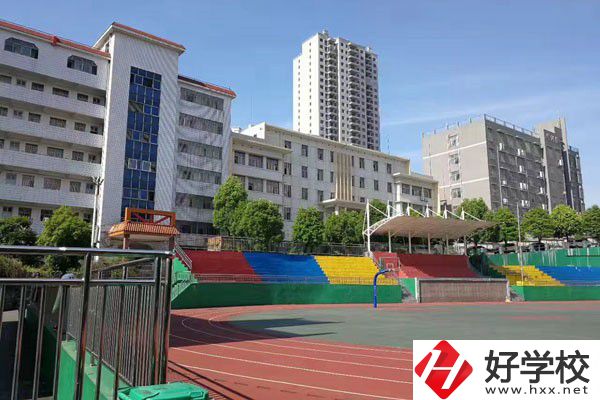 邵陽市計算機普通中等專業(yè)學(xué)校是公辦嗎？辦學(xué)條件好嗎？
