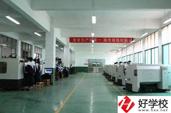 益陽有哪些公辦中專？辦學條件好不好？