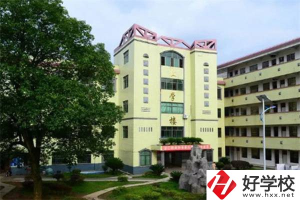 安仁職業(yè)中專怎么樣？有什么辦學(xué)特色？