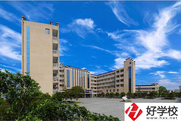 永州市工商職業(yè)中等專(zhuān)業(yè)學(xué)校教學(xué)樓