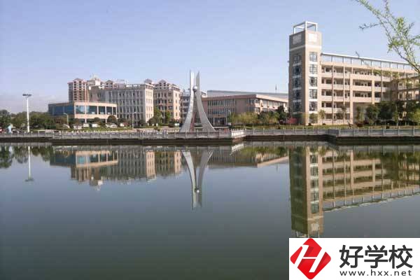 寧鄉(xiāng)市職業(yè)中專學(xué)校是公辦還是民辦？有哪些辦學(xué)成果？