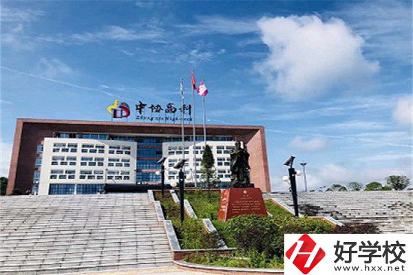 中考分?jǐn)?shù)低可以去長(zhǎng)沙的哪些職校？